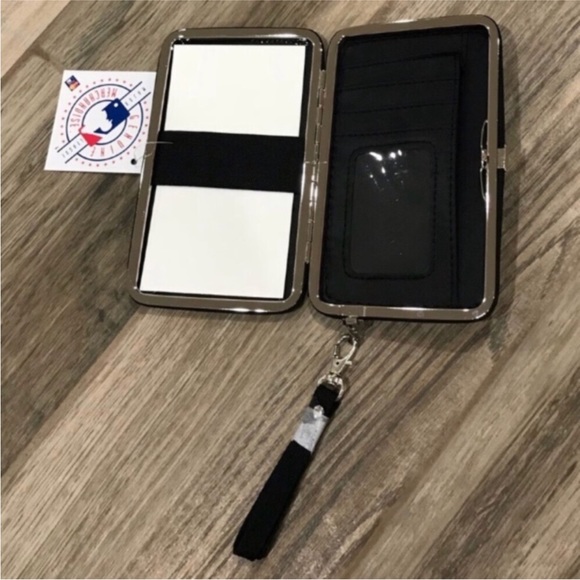 iPhone Case - Picture 3 of 3